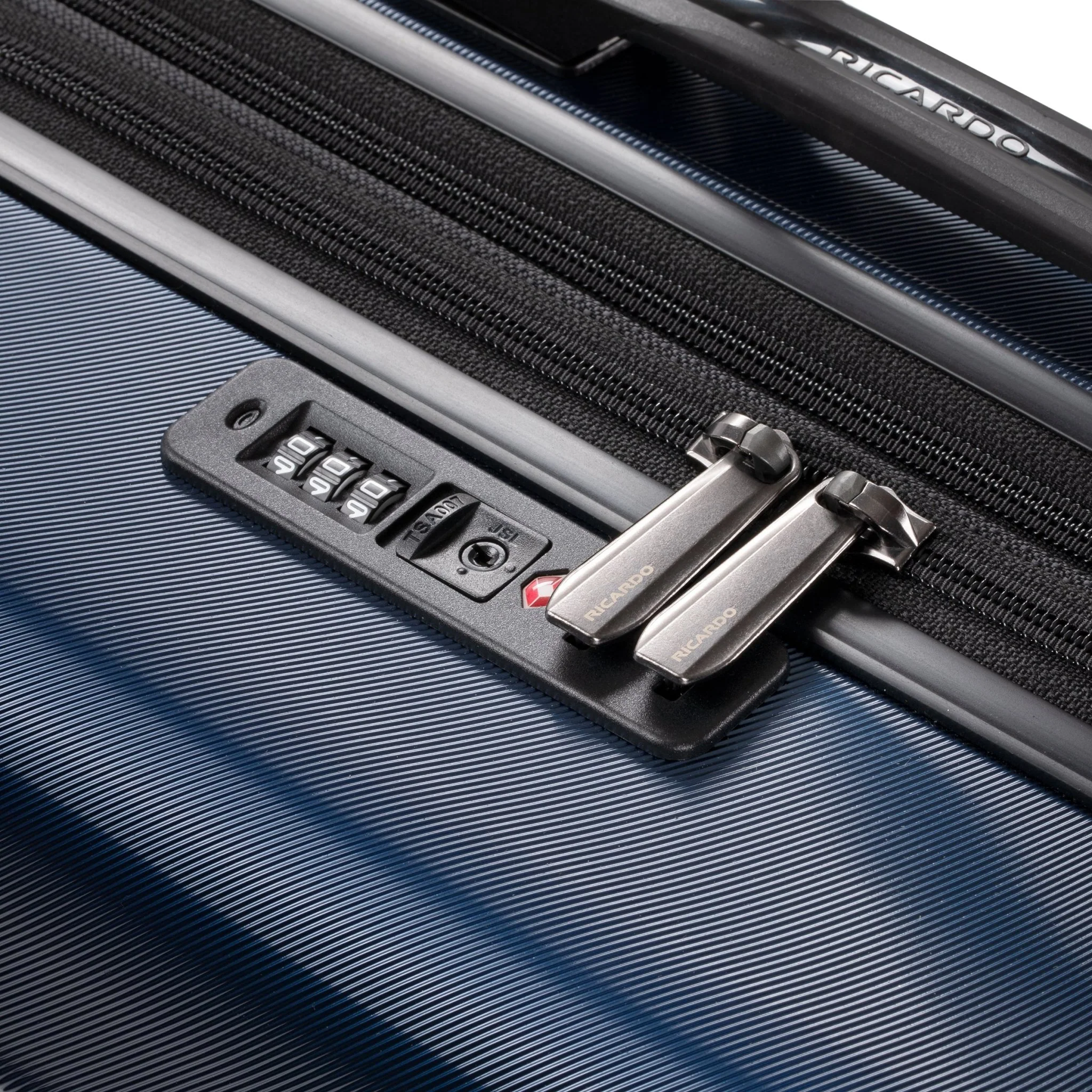 Brentwood Hardside Medium Check-In Expandable Spinner - Image 15