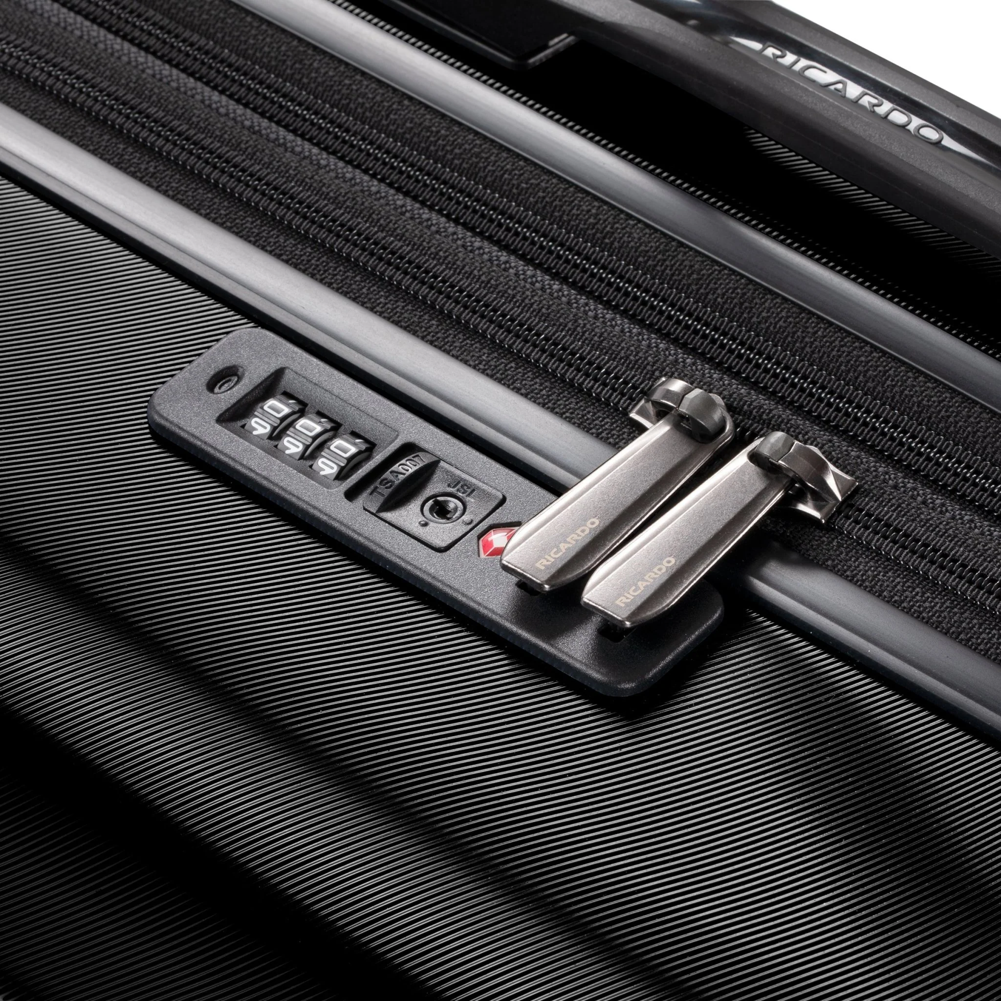 Brentwood Hardside Medium Check-In Expandable Spinner - Image 31