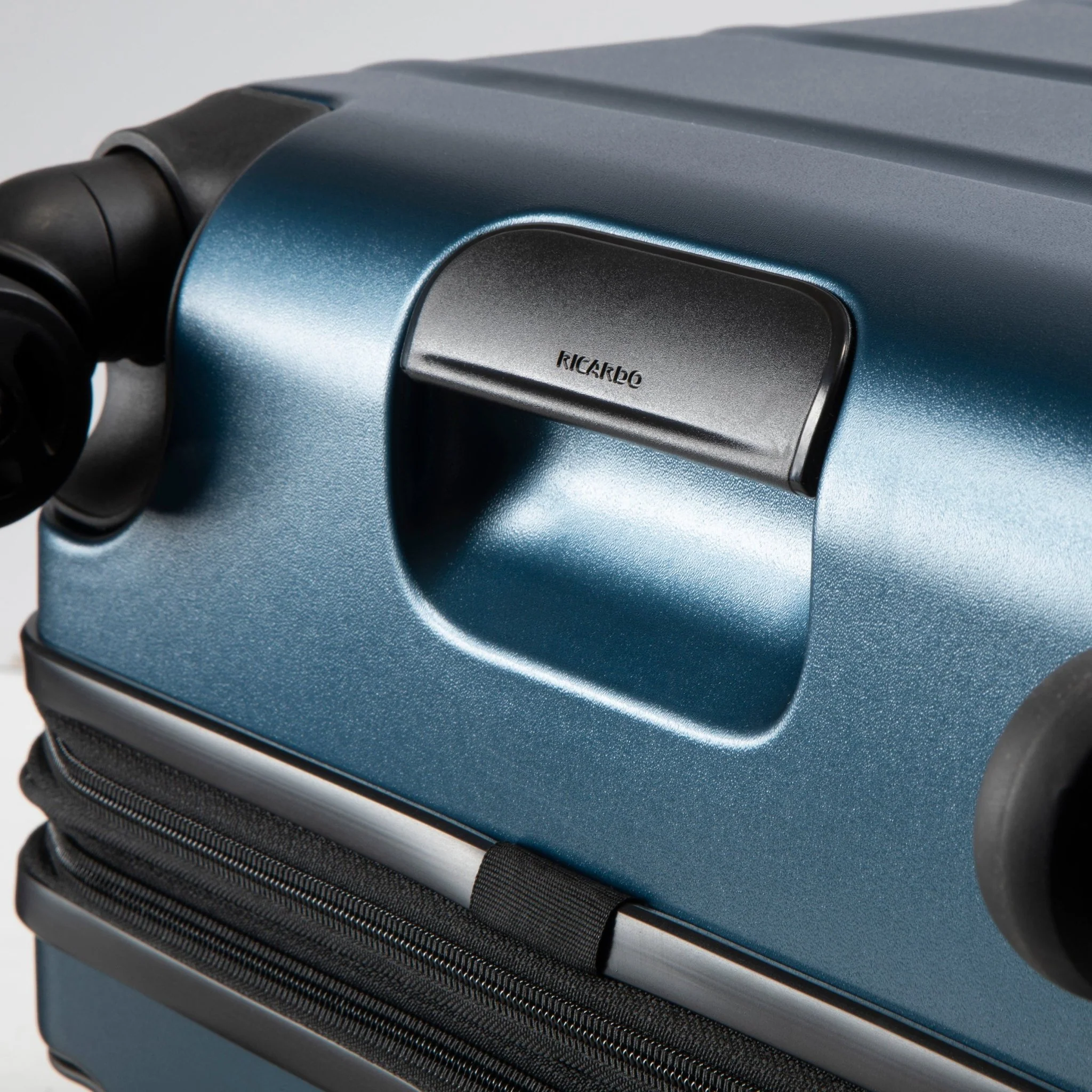 Cambria Hardside Large Check-In Expandable Spinner (Member Exclusive) - Image 33