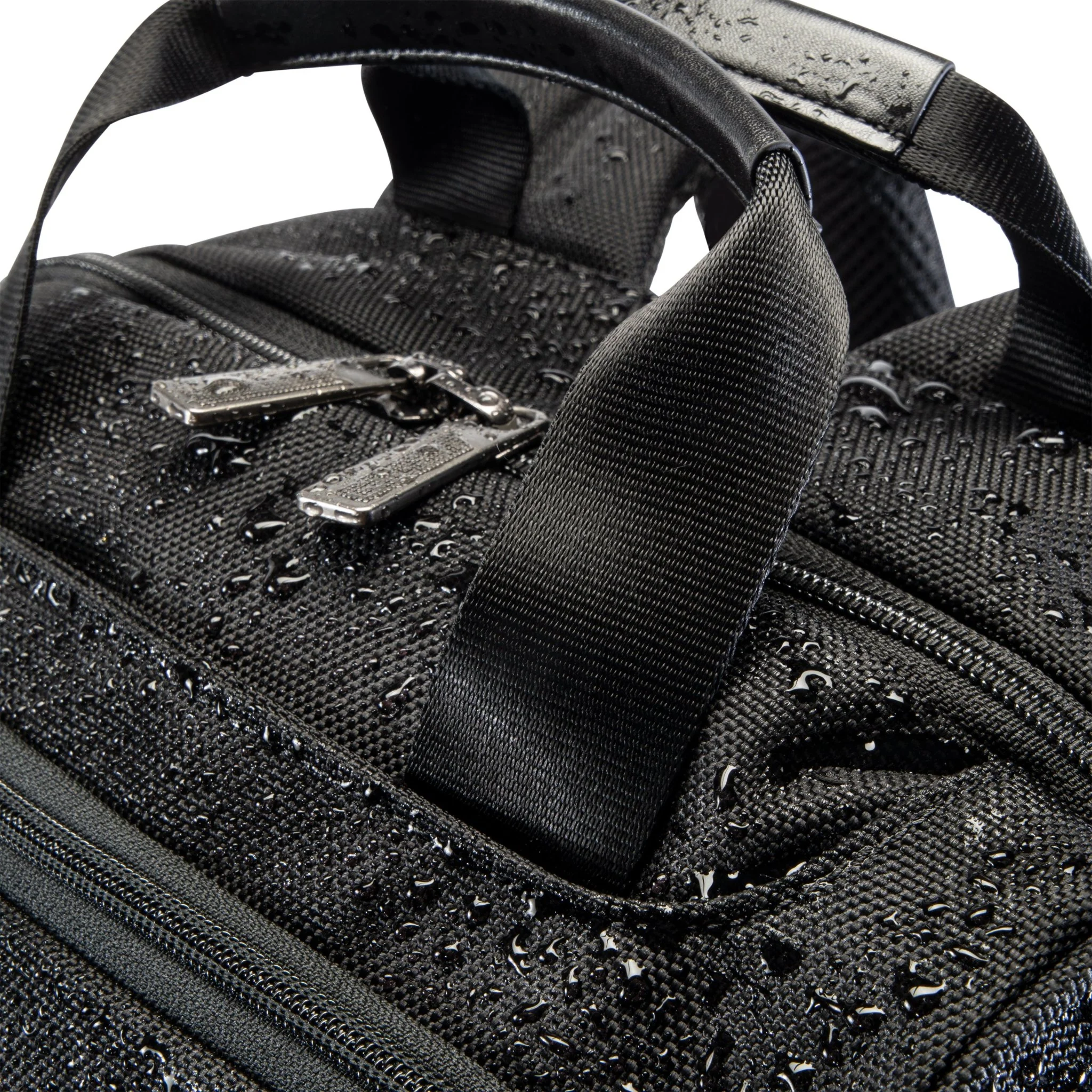 Flight Essentials Softside Deluxe Backpack, 23L (Member Exclusive) - Image 10