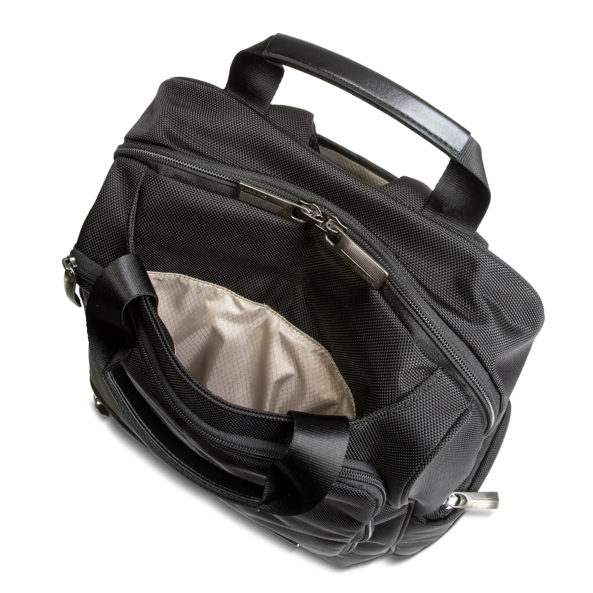 Flight Essentials Softside Deluxe Backpack, 23L (Member Exclusive) - Image 9