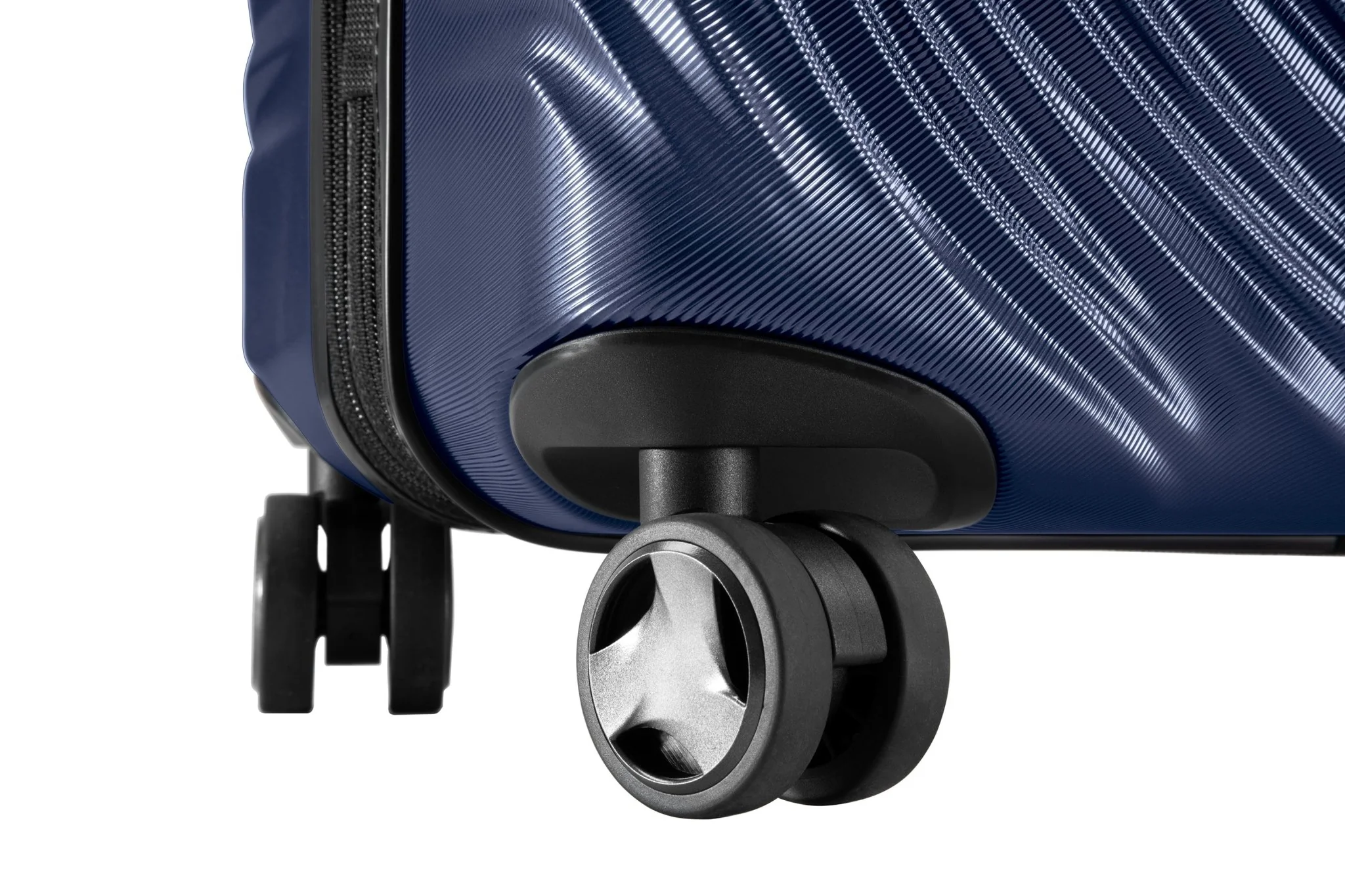 Laguna Hardside 2-Piece Set Expandable Spinner, (20" Carry-on & 28" Large Checked) - Image 16
