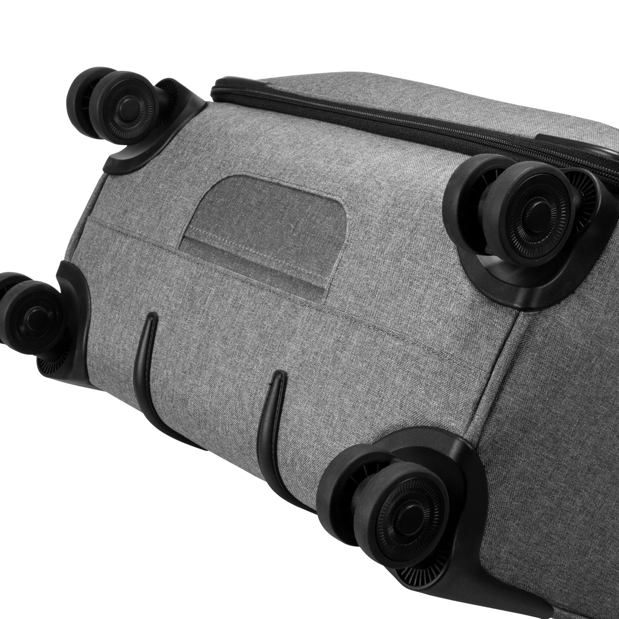 Malibu Bay 3.0 Softside Medium Check-In Expandable Spinner - Image 16