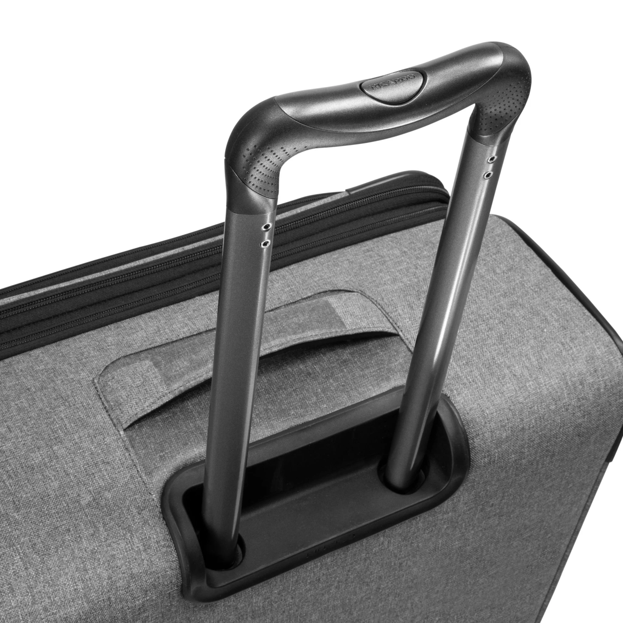 Malibu Bay 3.0 Softside Medium Check-In Expandable Spinner - Image 20