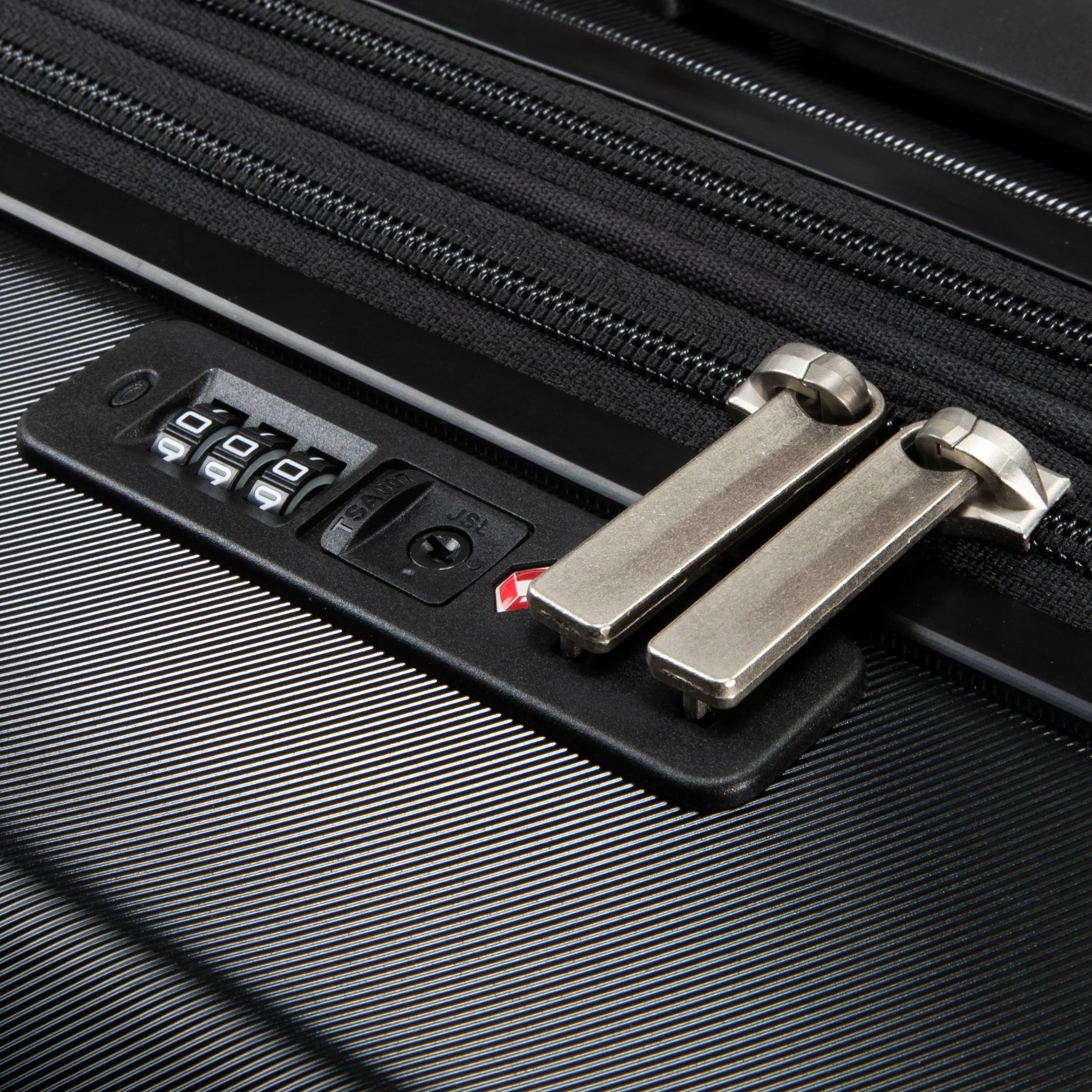 Melrose Hardside Large Check-In Expandable Spinner - Image 9