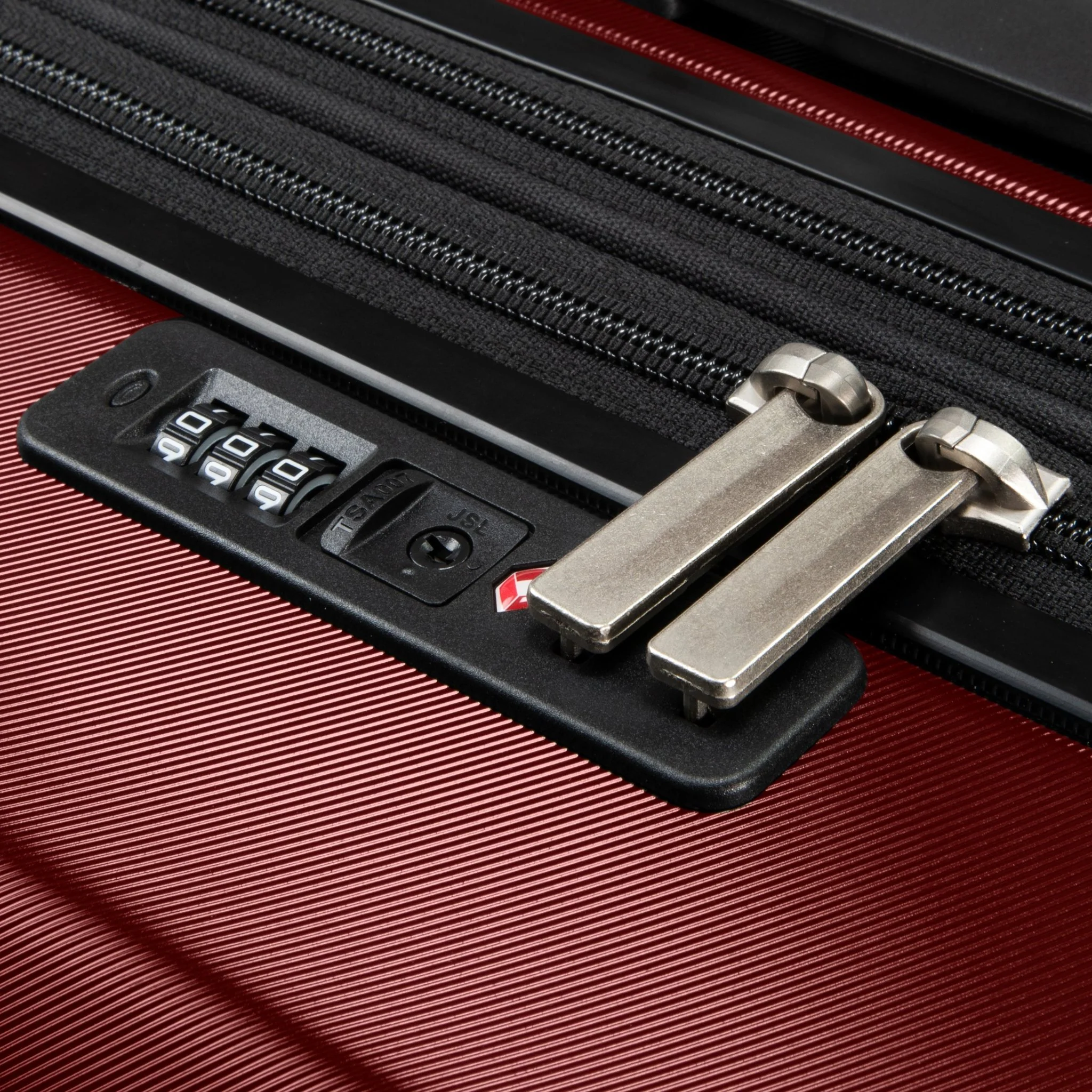 Melrose Hardside Medium Check-In Expandable Spinner - Image 38