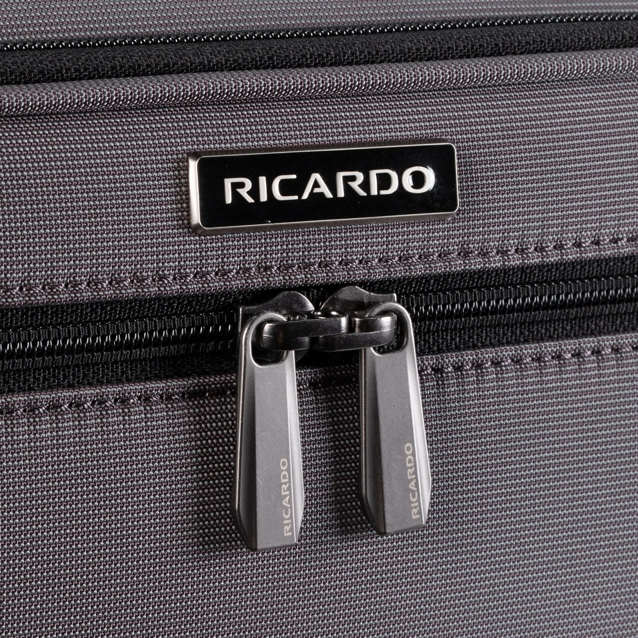Montecito 3.0 Softside Carry-On Expandable Spinner - Image 17